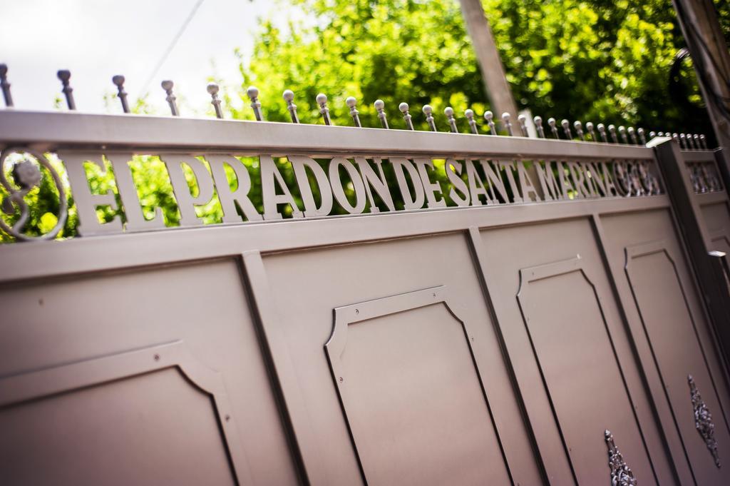 Apartamentos El Pradon De Santa Marina Parres de Llanes Dış mekan fotoğraf