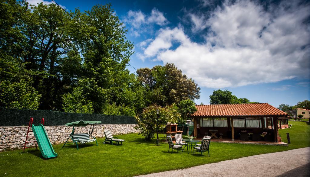 Apartamentos El Pradon De Santa Marina Parres de Llanes Dış mekan fotoğraf