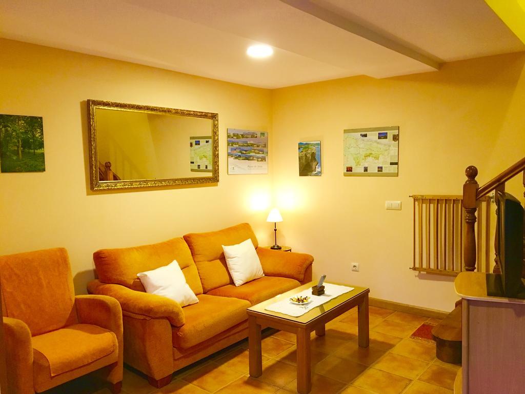 Apartamentos El Pradon De Santa Marina Parres de Llanes Dış mekan fotoğraf