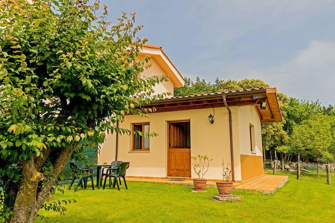 Apartamentos El Pradon De Santa Marina Parres de Llanes Dış mekan fotoğraf